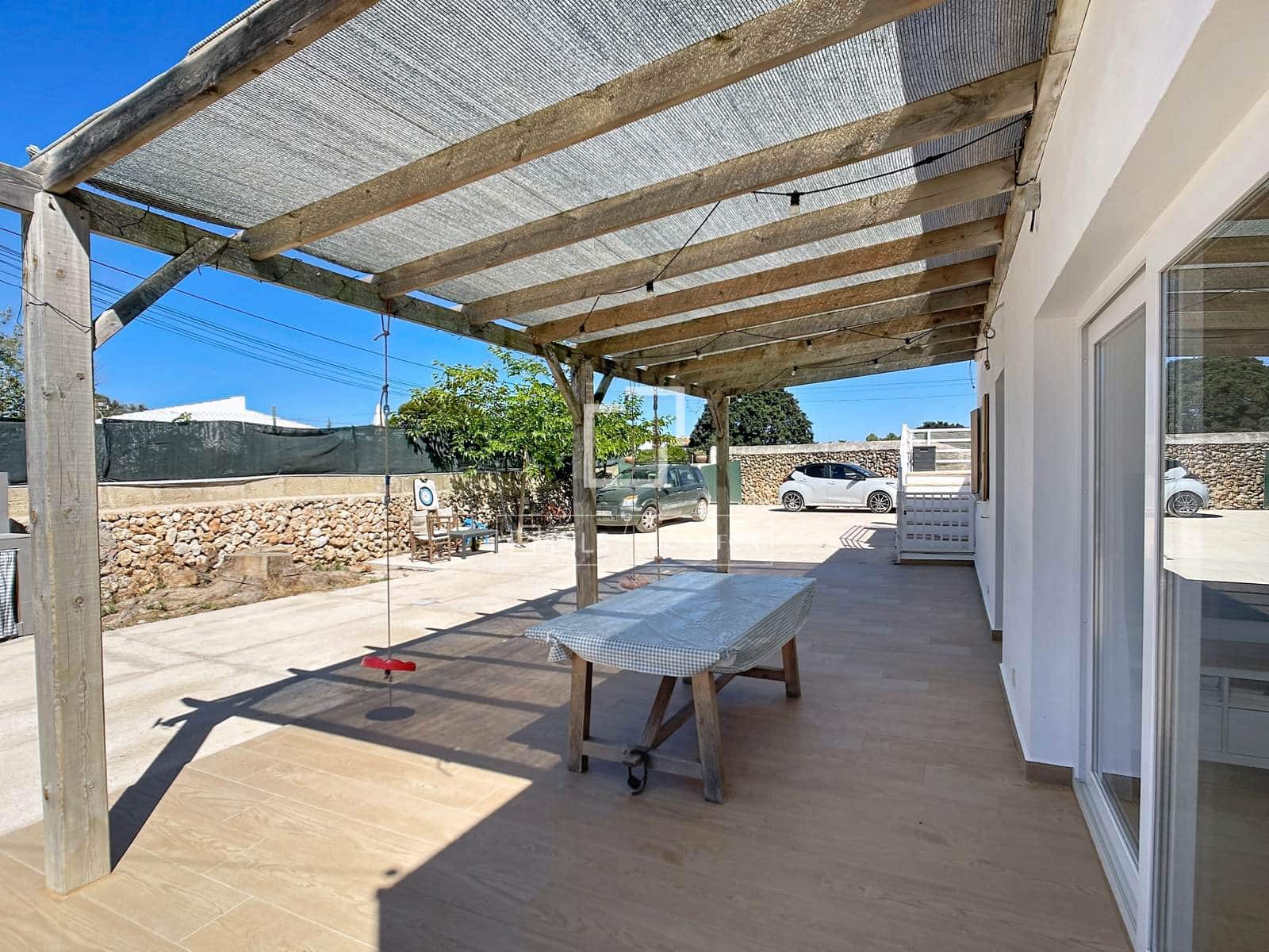 3 bedroom Finca/Country House for sale in Ciutadella de Menorca with garage - € 595,000 (Ref: 9898457)