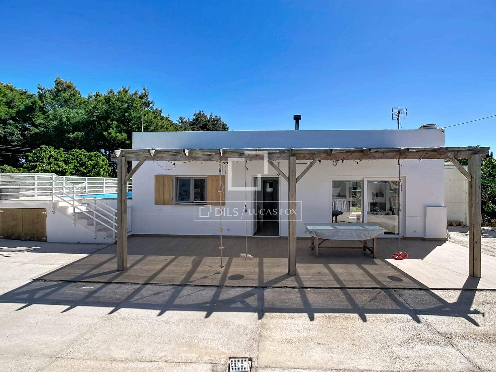 3 bedroom Finca/Country House for sale in Ciutadella de Menorca with garage - € 595,000 (Ref: 9898457)