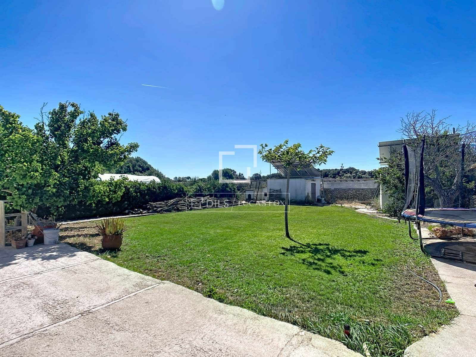 3 bedroom Finca/Country House for sale in Ciutadella de Menorca with garage - € 595,000 (Ref: 9898457)