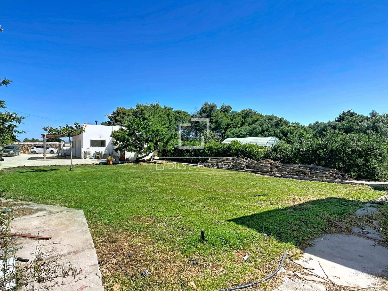 3 bedroom Finca/Country House for sale in Ciutadella de Menorca with garage - € 595,000 (Ref: 9898457)