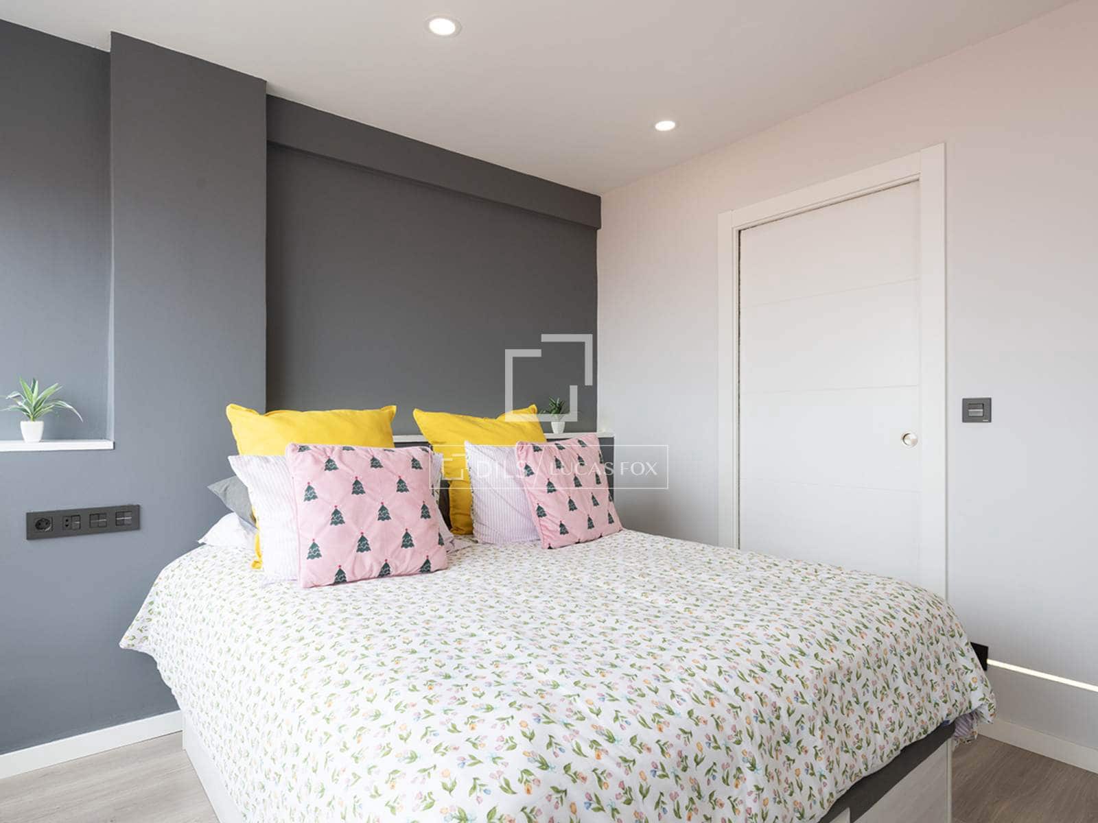 Apartamento de 3 habitaciones en Vigo en venta con garaje - 345.000 € (Ref: 9898458)