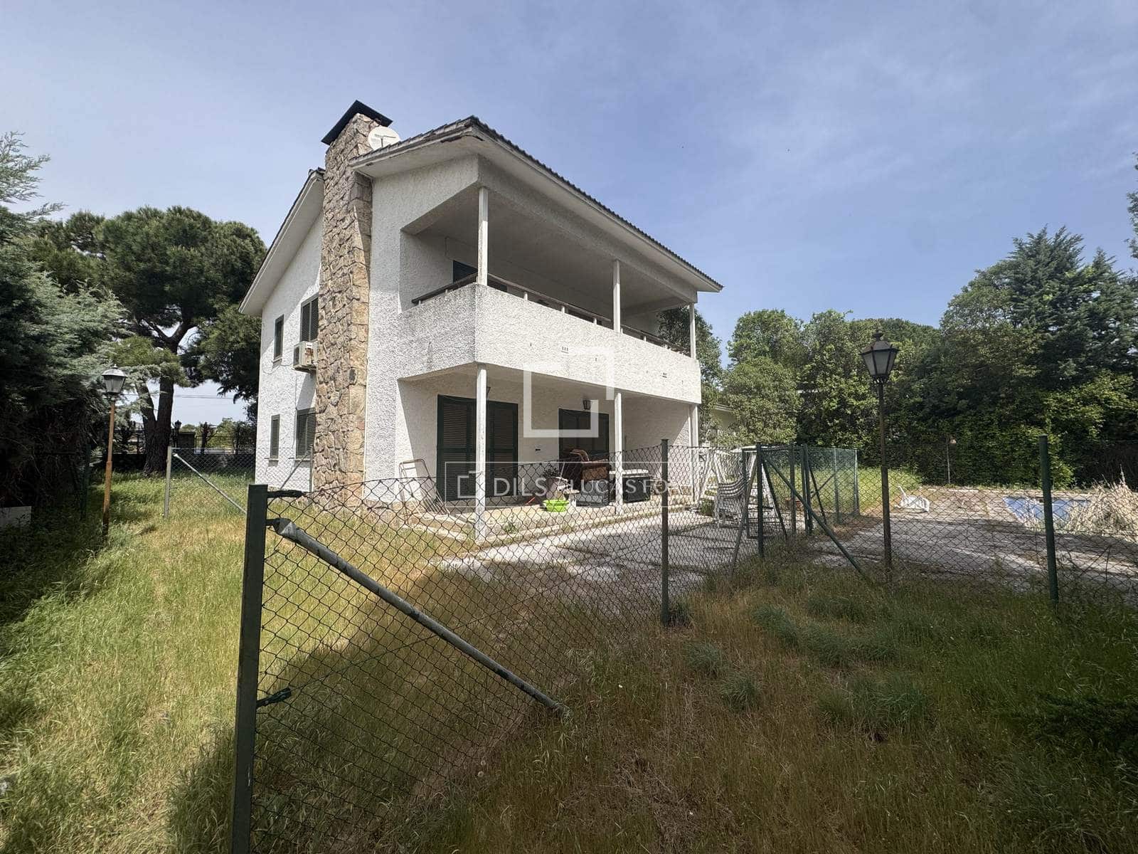6 quarto Moradia para venda em Boadilla del Monte com piscina garagem - 1 150 000 € (Ref: 9898460)