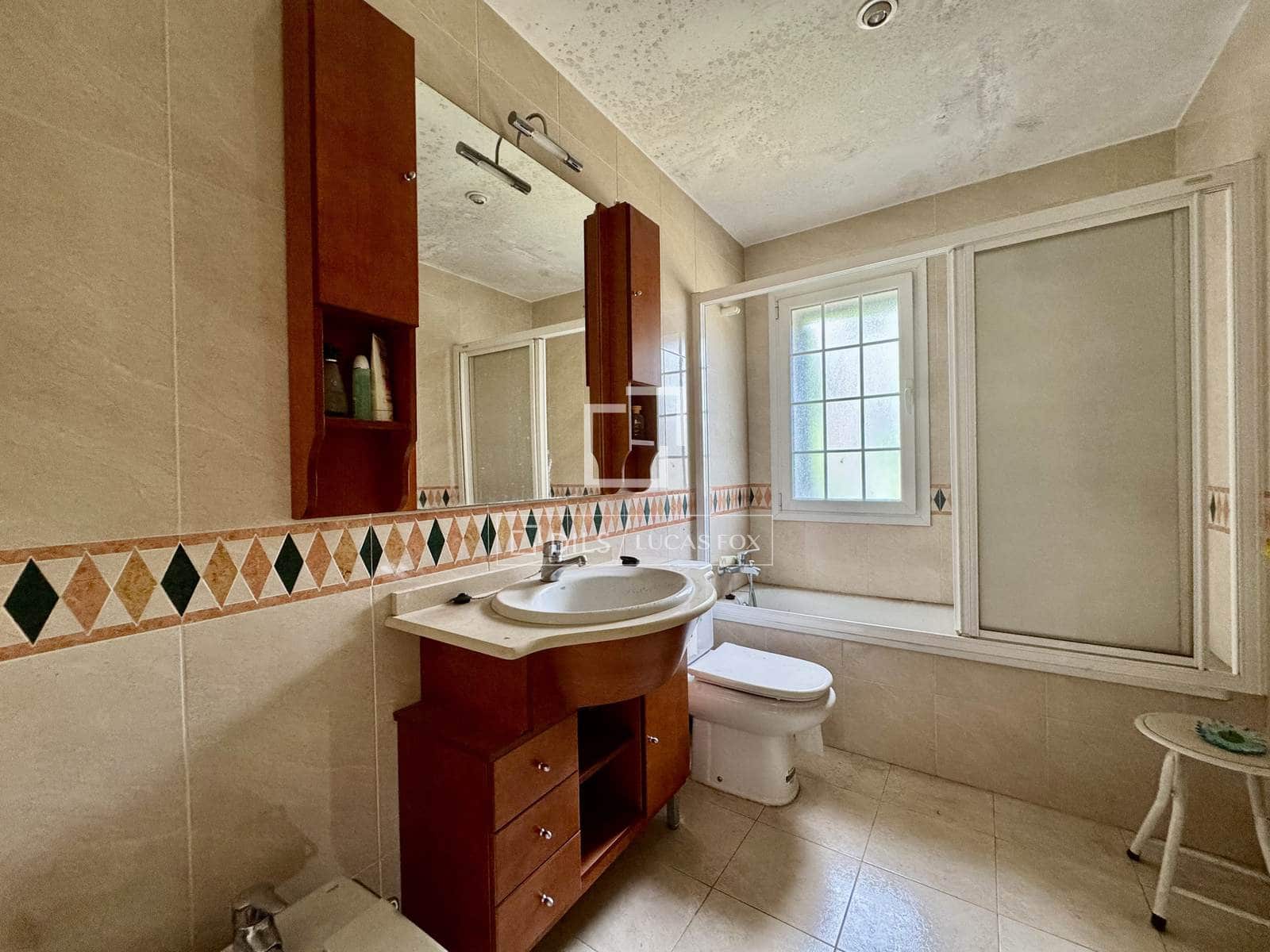 6 quarto Moradia para venda em Boadilla del Monte com piscina garagem - 1 150 000 € (Ref: 9898460)