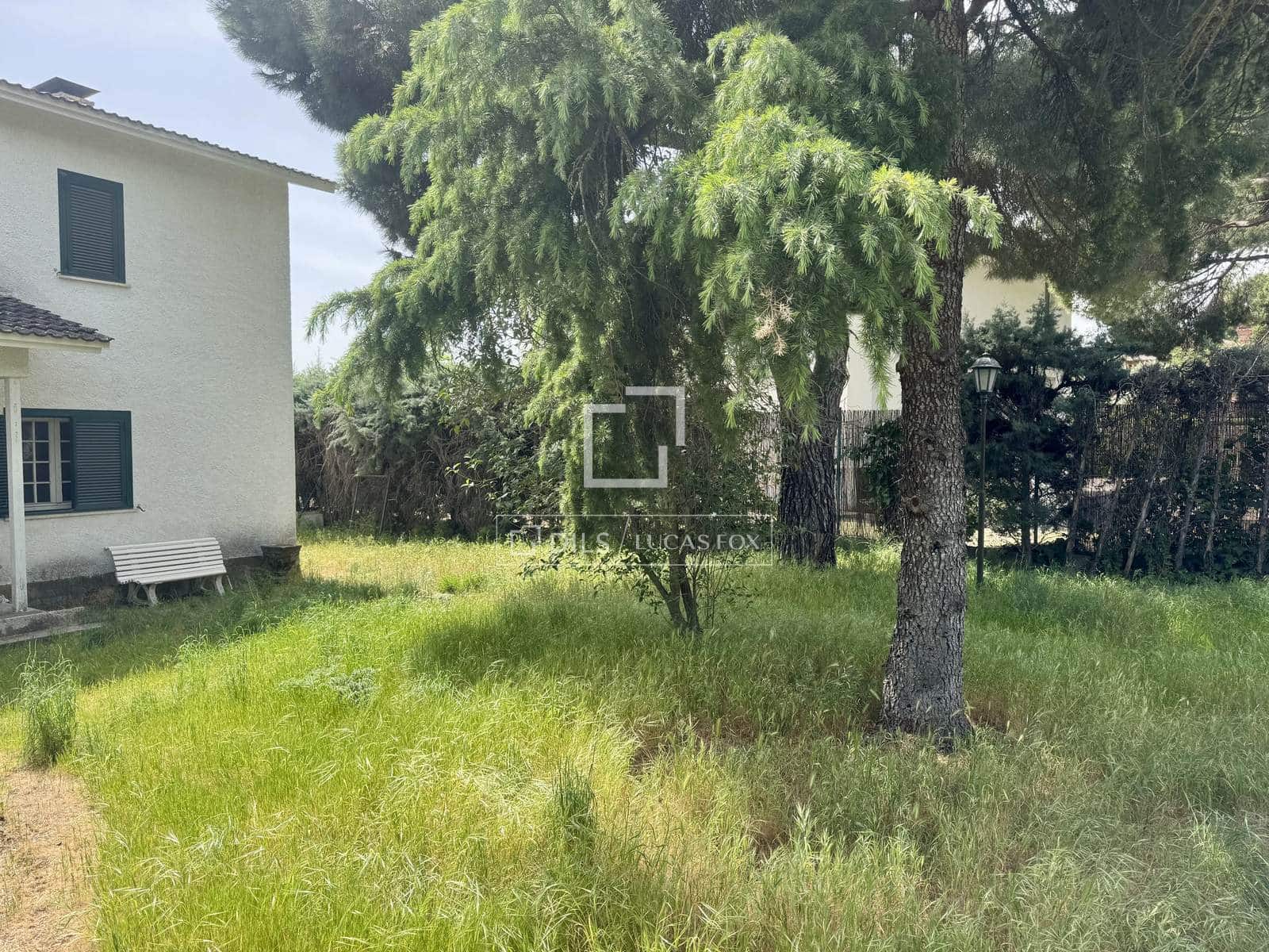 6 quarto Moradia para venda em Boadilla del Monte com piscina garagem - 1 150 000 € (Ref: 9898460)
