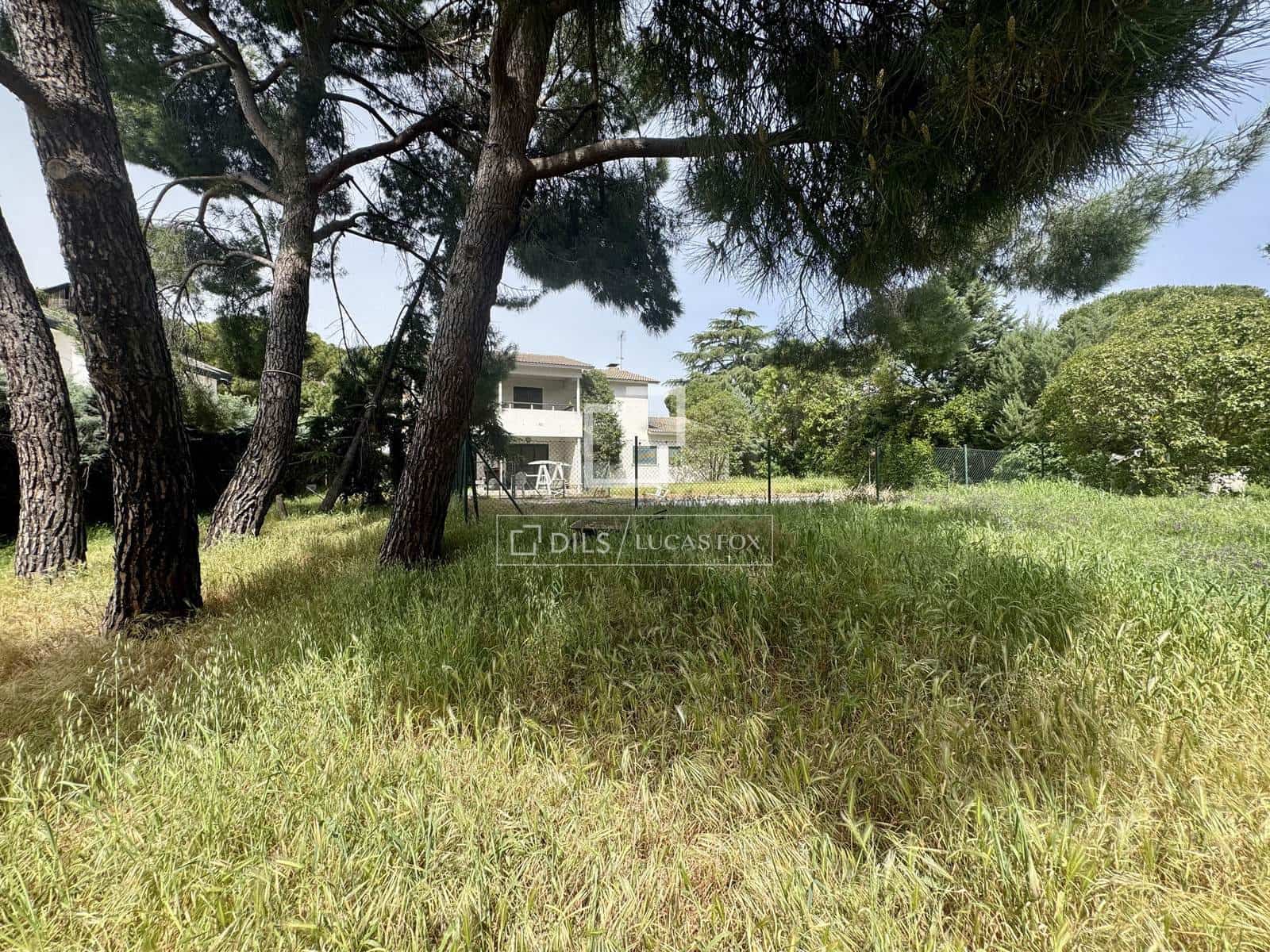 6 quarto Moradia para venda em Boadilla del Monte com piscina garagem - 1 150 000 € (Ref: 9898460)