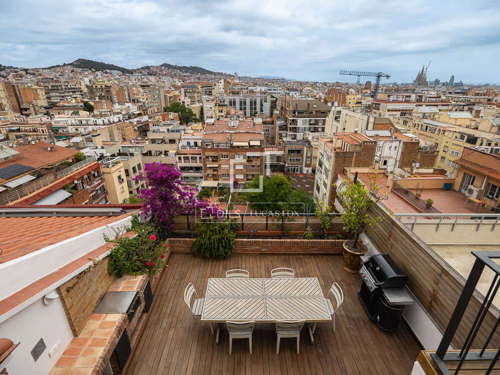5 makuuhuone Kattohuoneisto myytävänä paikassa Barcelona kaupunki mukana 
autotalli - 2 295 000 € (Ref: 9898577)