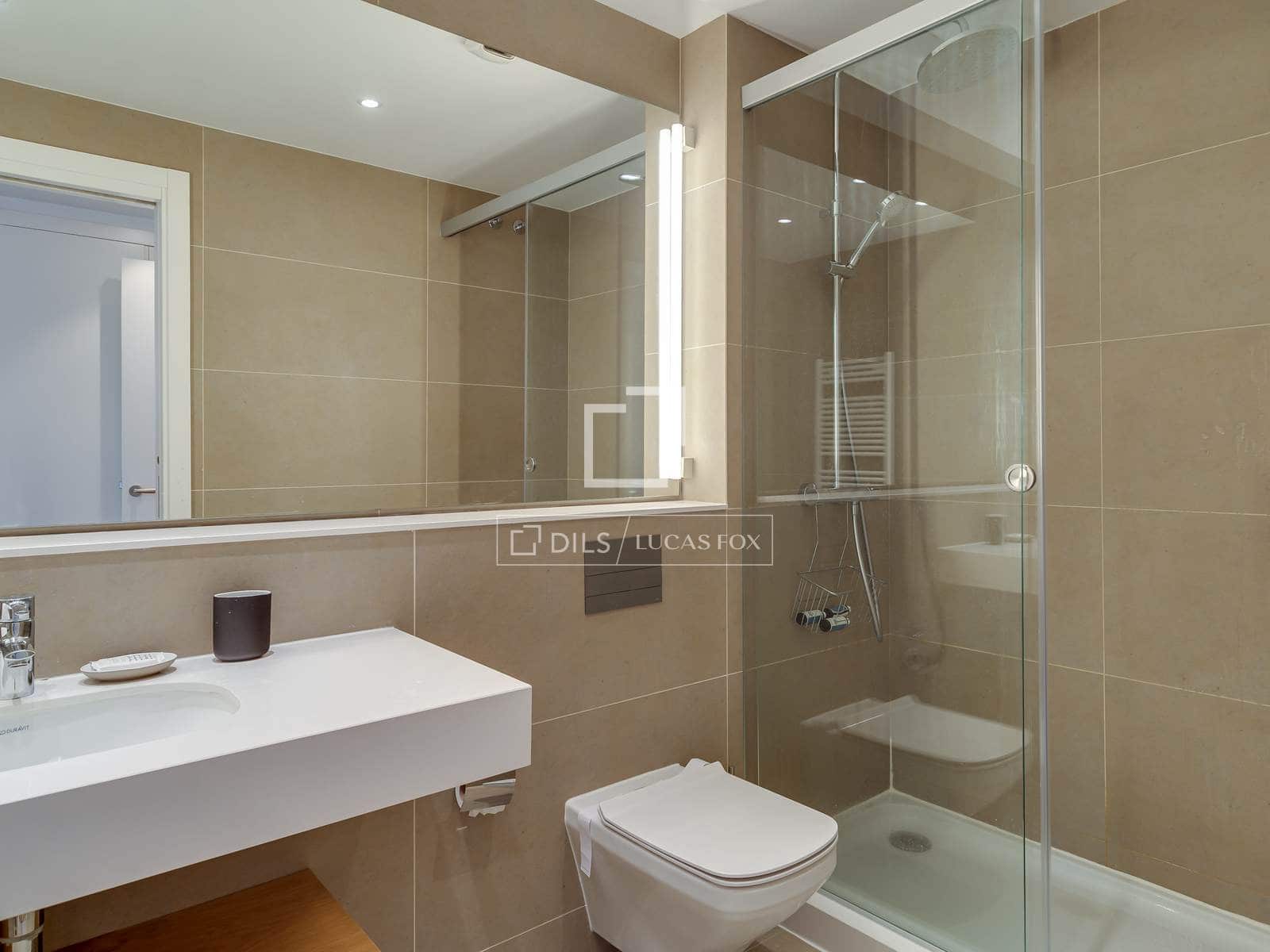 2 sypialnia Penthouse na sprzedaż w Miasto Barcelona z garażem - 1 150 000 € (Ref: 9902087)