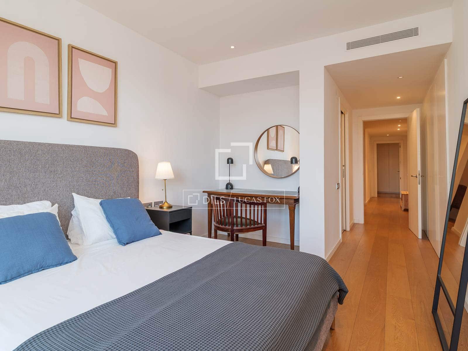 2 sypialnia Penthouse na sprzedaż w Miasto Barcelona z garażem - 1 150 000 € (Ref: 9902087)