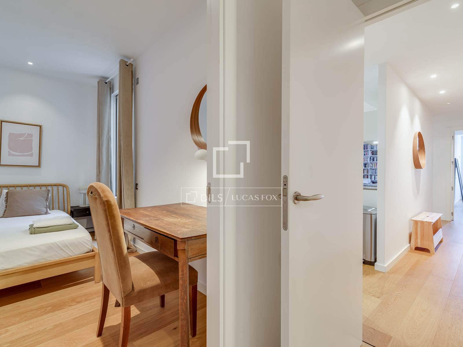 2 sypialnia Penthouse na sprzedaż w Miasto Barcelona z garażem - 1 150 000 € (Ref: 9902087)