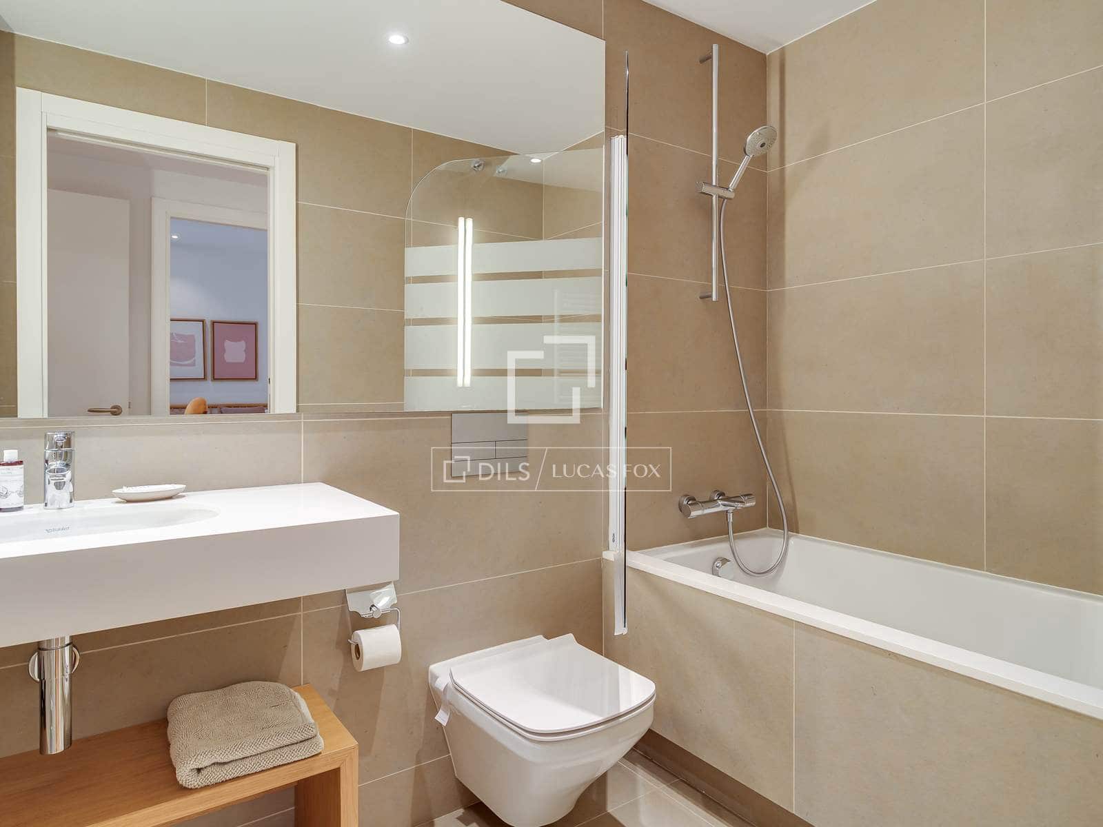 2 sypialnia Penthouse na sprzedaż w Miasto Barcelona z garażem - 1 150 000 € (Ref: 9902087)