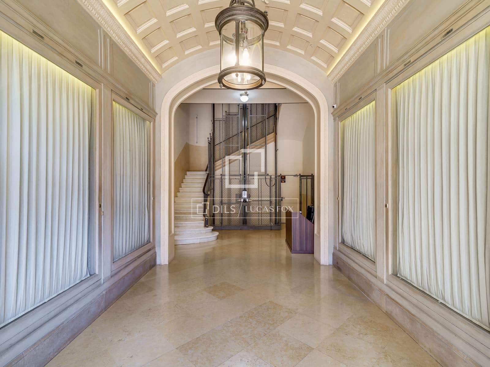 2 sypialnia Penthouse na sprzedaż w Miasto Barcelona z garażem - 1 150 000 € (Ref: 9902087)