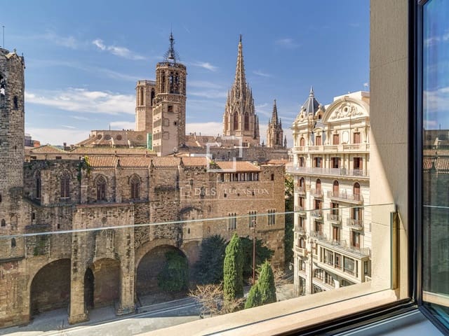 2 sypialnia Penthouse na sprzedaż w Miasto Barcelona z garażem - 1 150 000 € (Ref: 9902087)