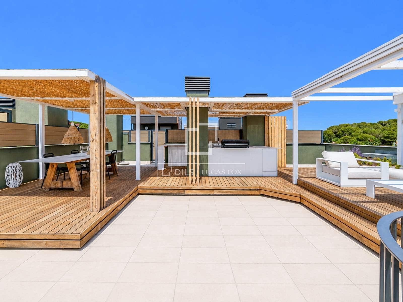3 soveværelse Lejlighed til salg i Sitges med swimmingpool garage - € 790.000 (Ref: 9902089)