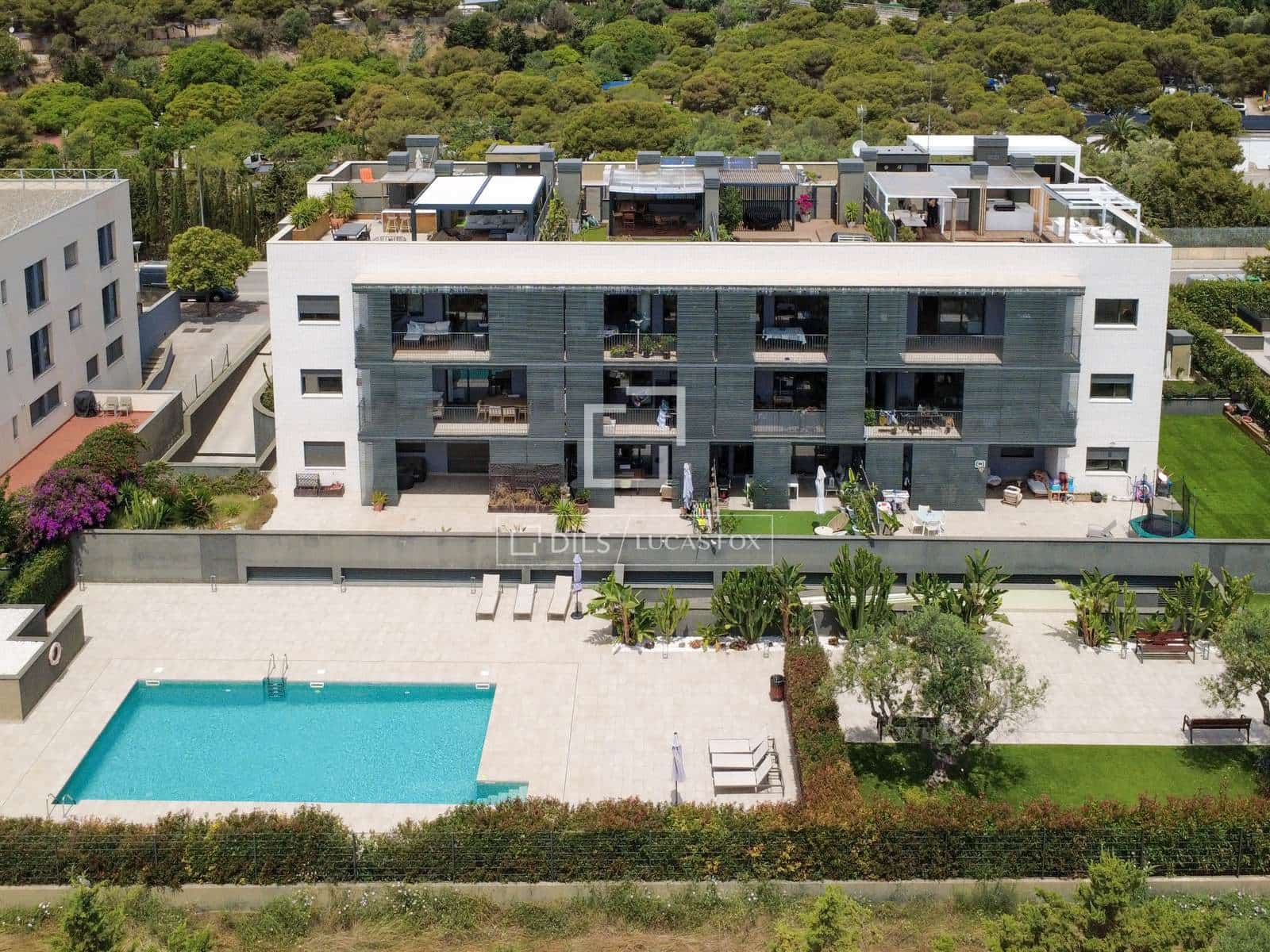 3 soveværelse Lejlighed til salg i Sitges med swimmingpool garage - € 790.000 (Ref: 9902089)