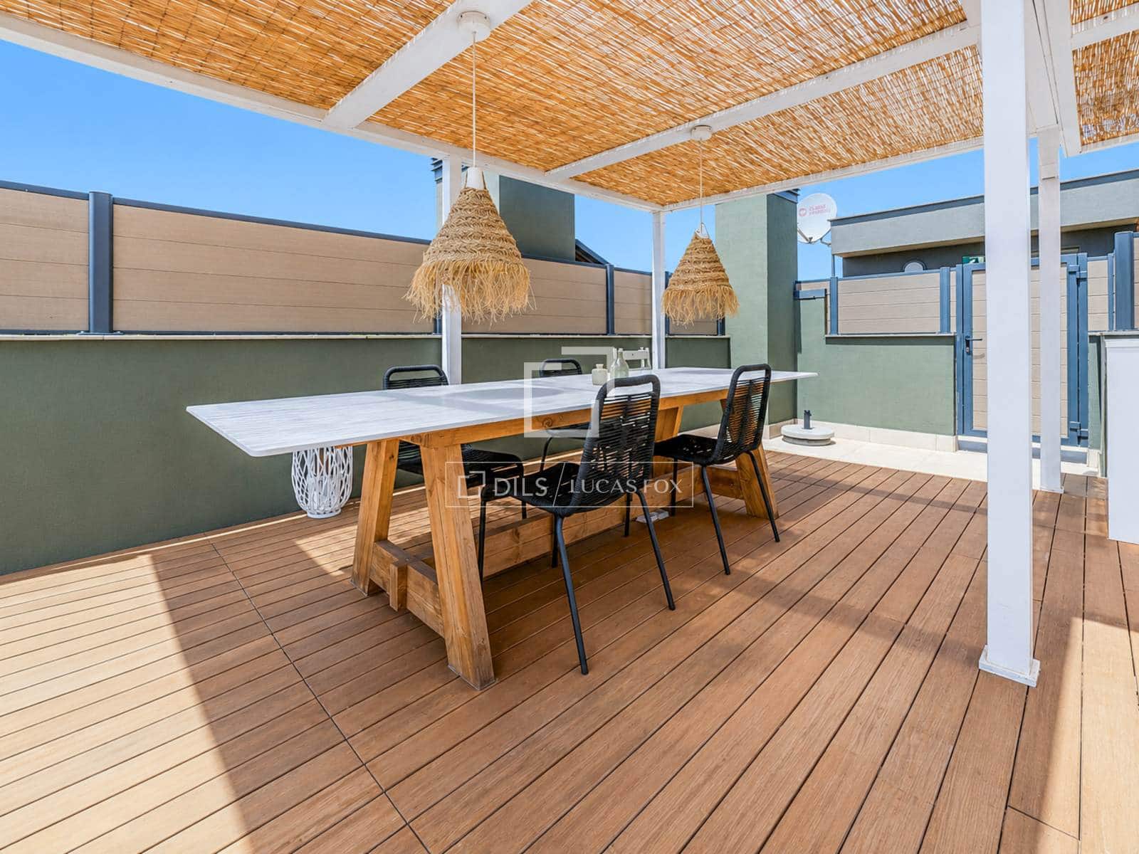 3 soveværelse Lejlighed til salg i Sitges med swimmingpool garage - € 790.000 (Ref: 9902089)