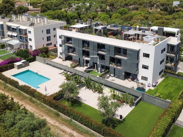 3 soveværelse Lejlighed til salg i Sitges med swimmingpool garage - € 790.000 (Ref: 9902089)