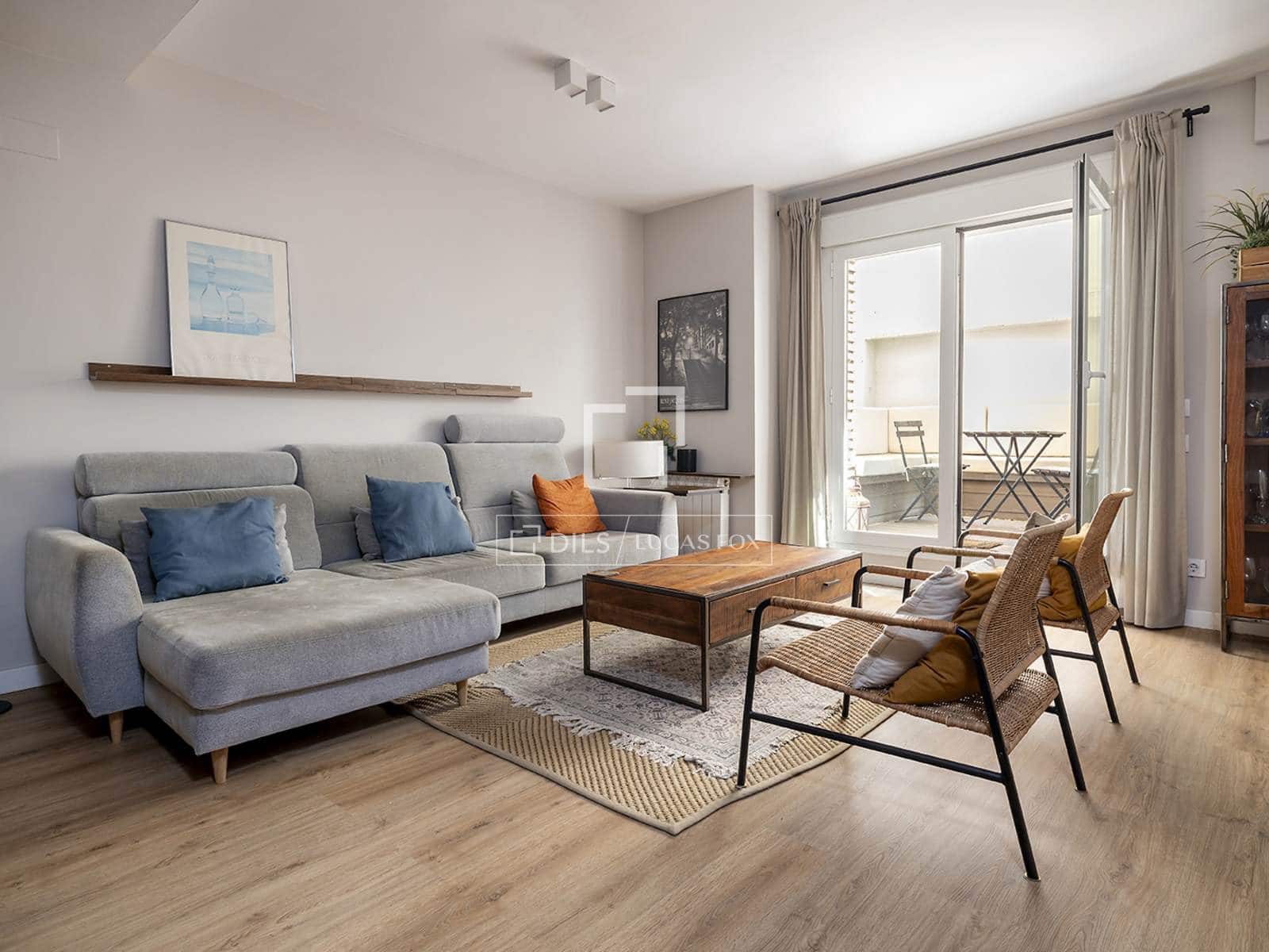 Appartement de 2 chambres à louer à Barcelone ville avec piscine garage - 2 562 € (Ref: 9902183)