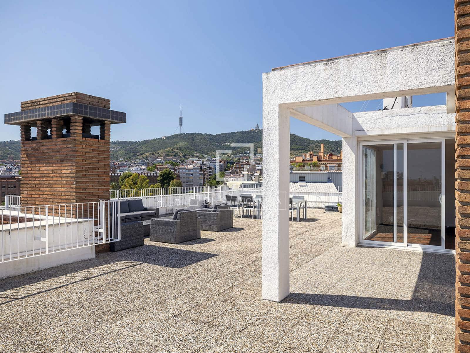 Appartement de 2 chambres à louer à Barcelone ville avec piscine garage - 2 562 € (Ref: 9902183)