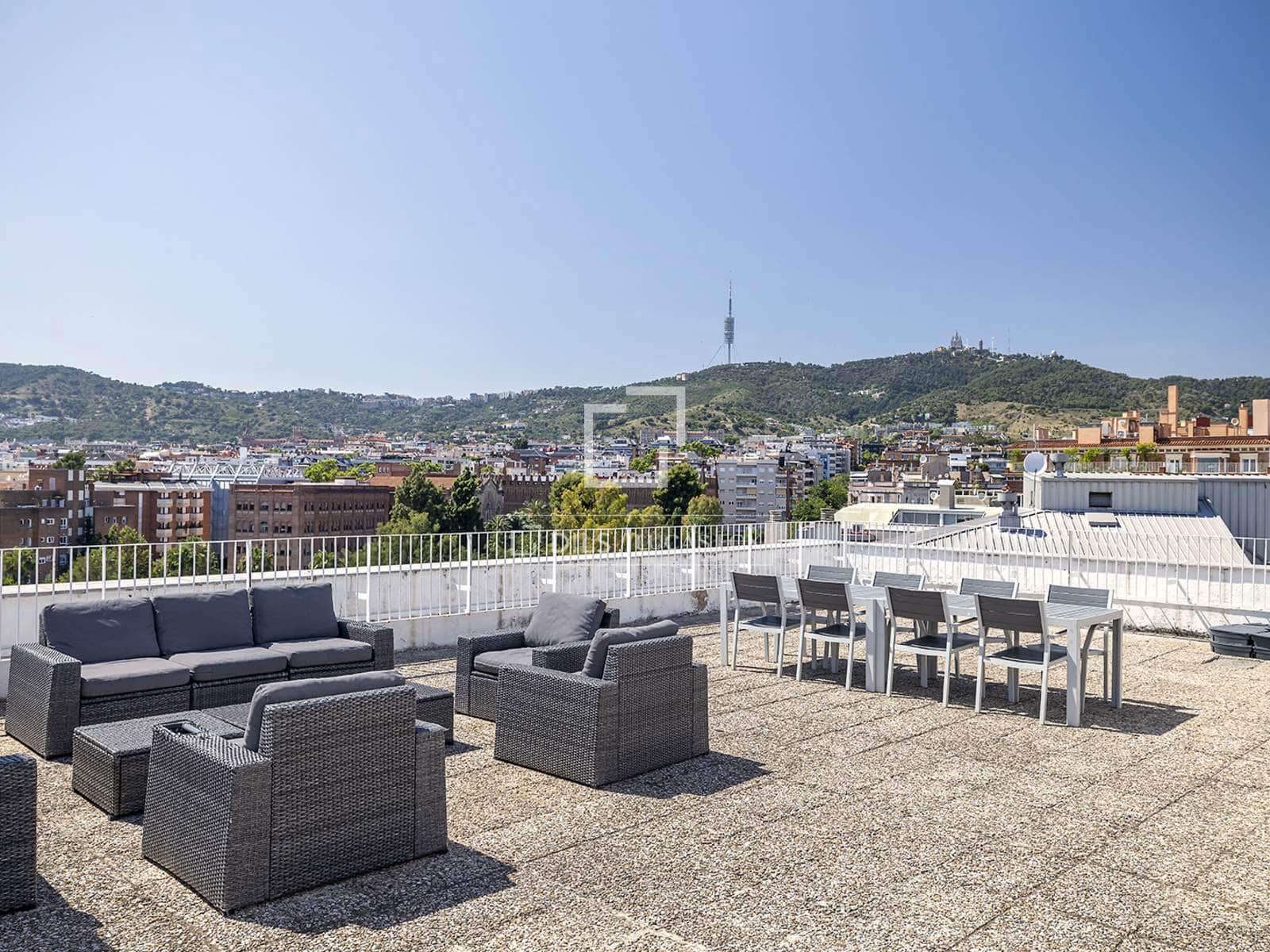 Appartement de 2 chambres à louer à Barcelone ville avec piscine garage - 2 562 € (Ref: 9902183)