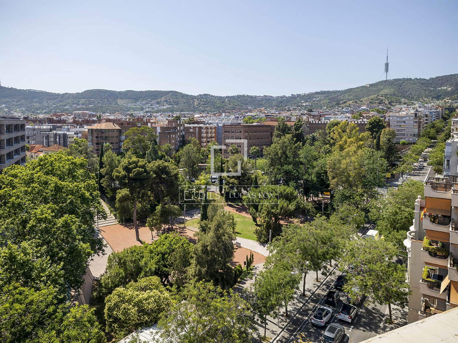 Appartement de 2 chambres à louer à Barcelone ville avec piscine garage - 2 562 € (Ref: 9902183)