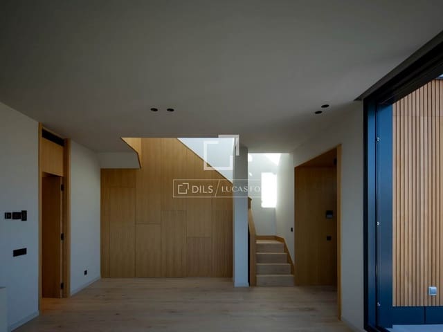 2 quarto Penthouse para venda em Madrid cidade com piscina garagem - 2 280 000 € (Ref: 9902185)