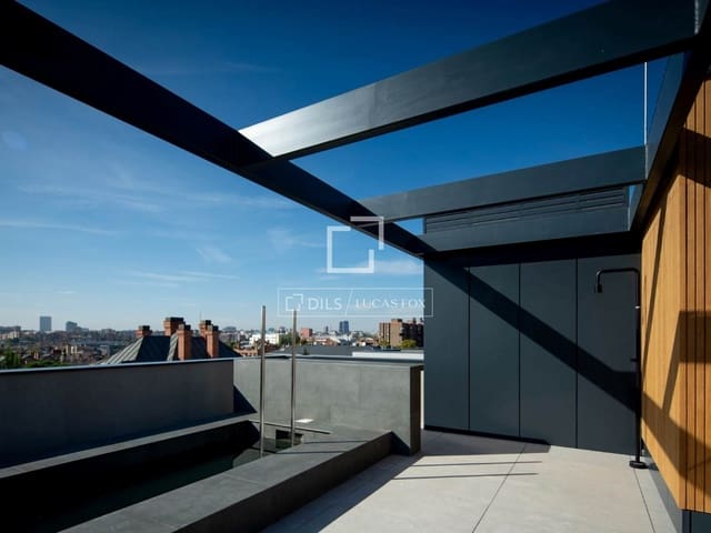 2 quarto Penthouse para venda em Madrid cidade com piscina garagem - 2 280 000 € (Ref: 9902185)