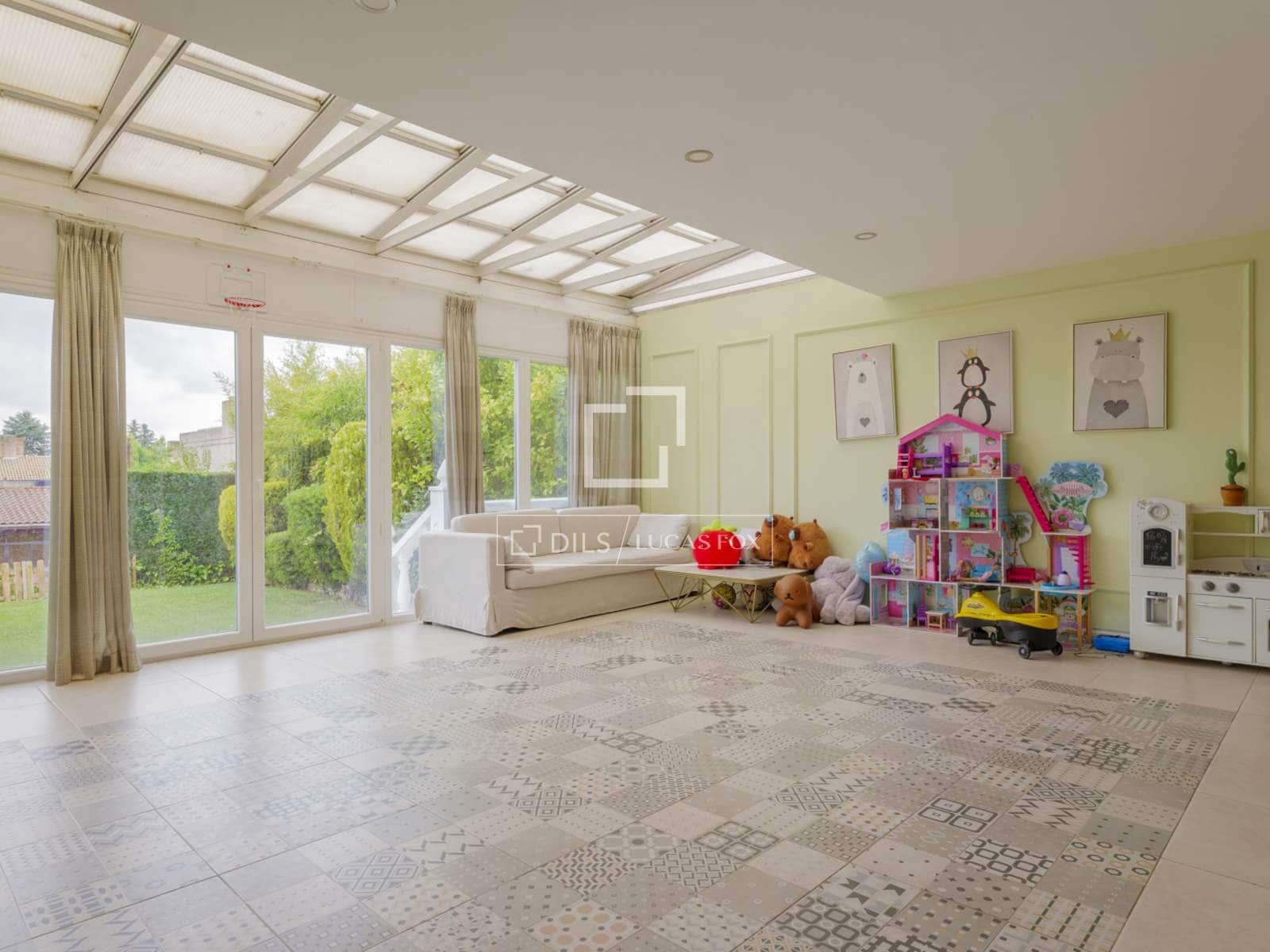 5 sovrum Villa till salu i Boadilla del Monte med pool garage - 1 250 000 € (Ref: 9902325)