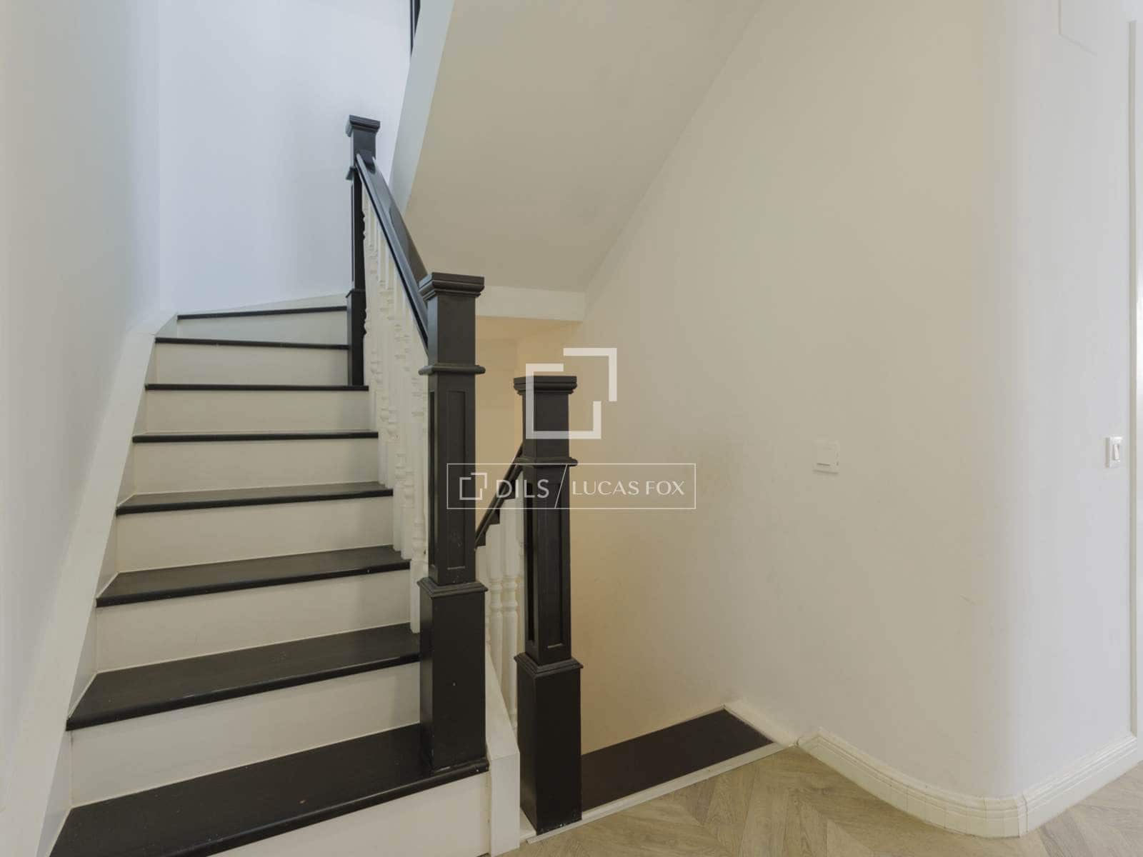 5 sovrum Villa till salu i Boadilla del Monte med pool garage - 1 250 000 € (Ref: 9902325)