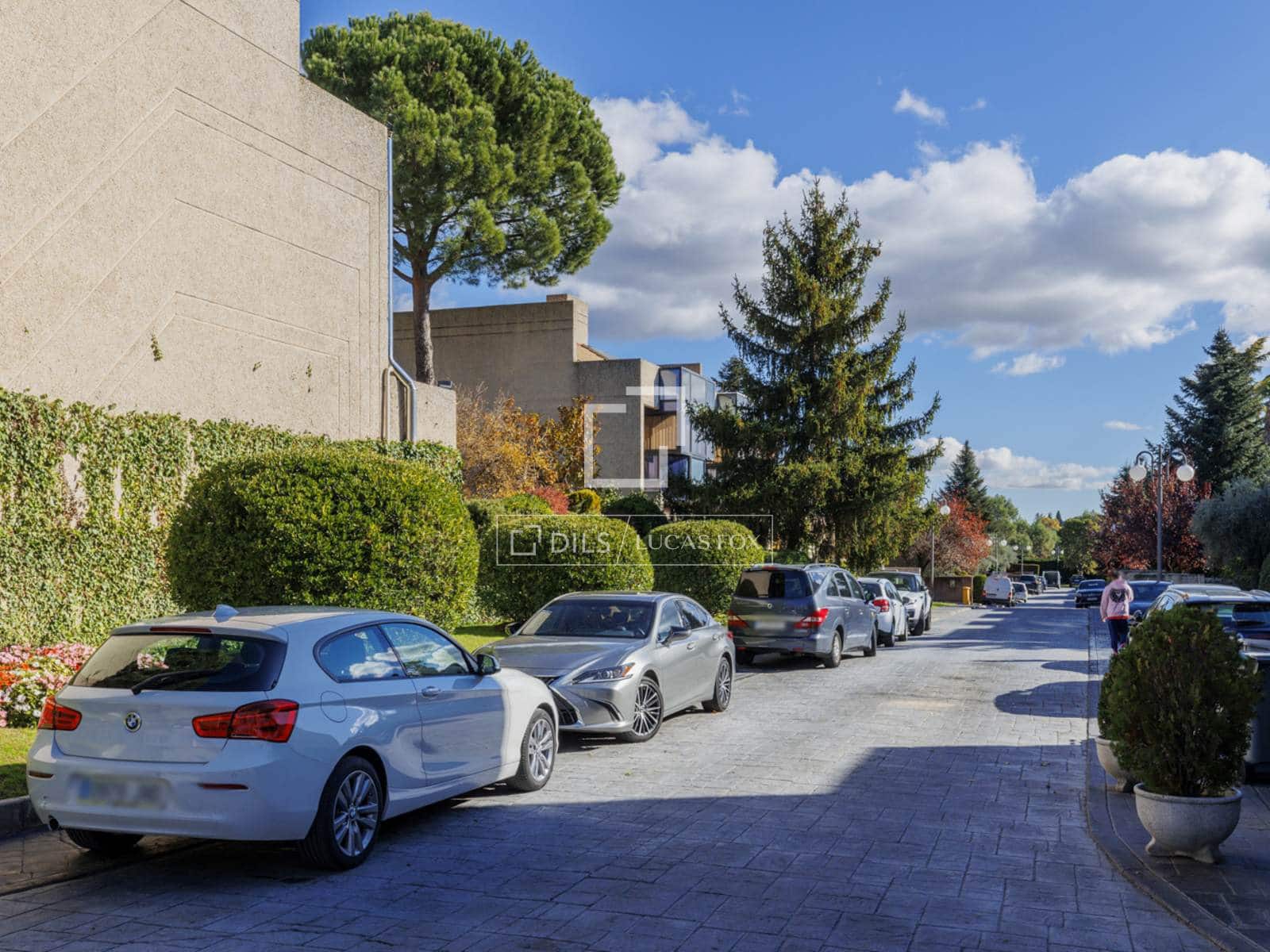 5 sovrum Villa till salu i Boadilla del Monte med pool garage - 1 250 000 € (Ref: 9902325)