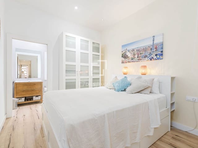 Appartement de 2 chambres à louer à Barcelone ville - 2 300 € (Ref: 9902326)