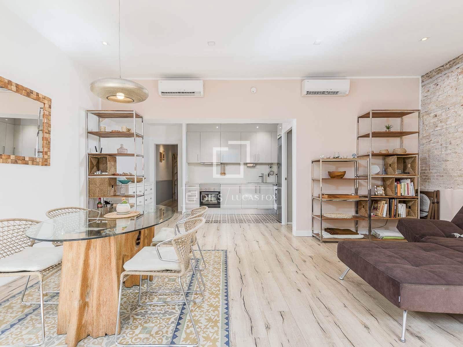 Appartement de 2 chambres à louer à Barcelone ville - 2 300 € (Ref: 9902326)
