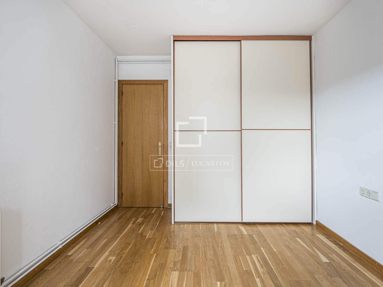 4 makuuhuone Huoneisto myytävänä paikassa Sant Cugat del Valles - 635 000 € (Ref: 9902329)