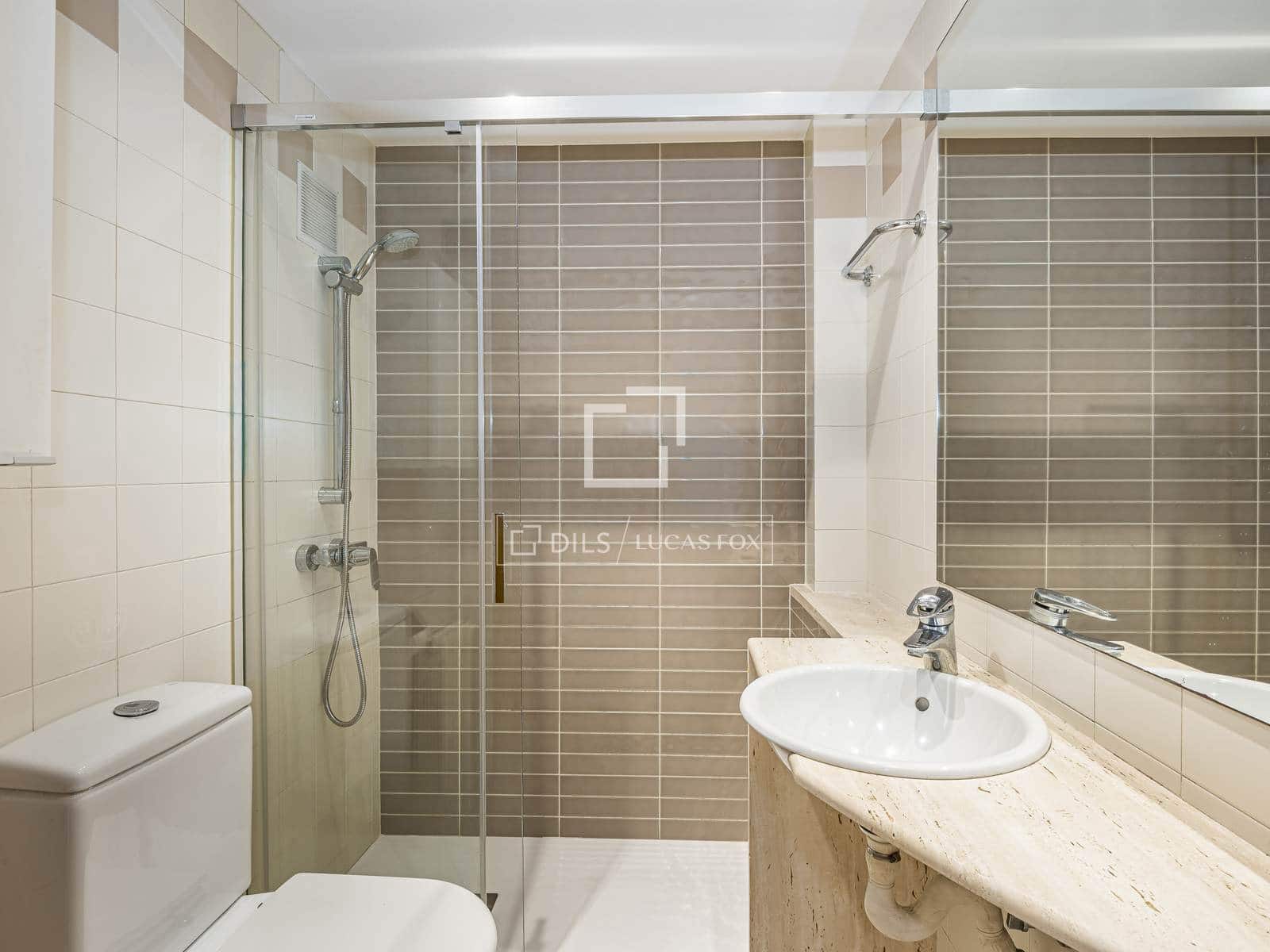 4 makuuhuone Huoneisto myytävänä paikassa Sant Cugat del Valles - 635 000 € (Ref: 9902329)