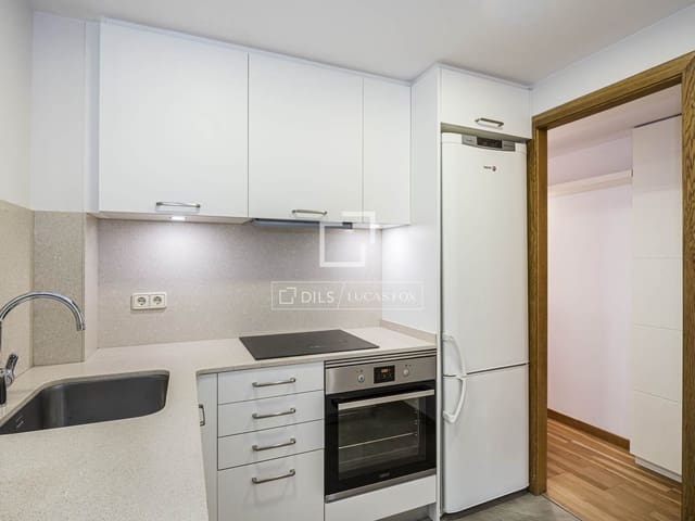 4 makuuhuone Huoneisto myytävänä paikassa Sant Cugat del Vallès - 635 000 € (Ref: 9902329)