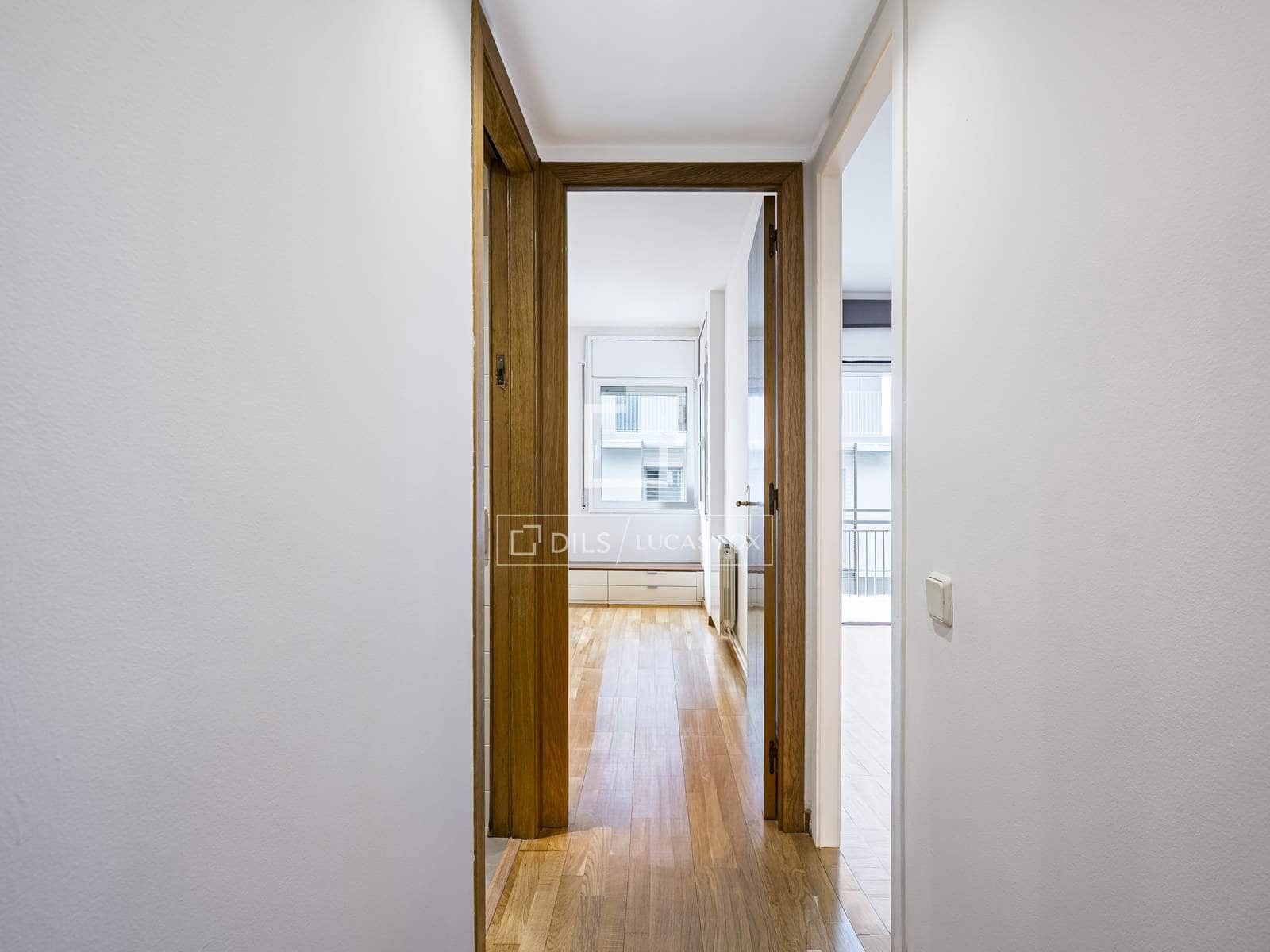 4 makuuhuone Huoneisto myytävänä paikassa Sant Cugat del Valles - 635 000 € (Ref: 9902329)