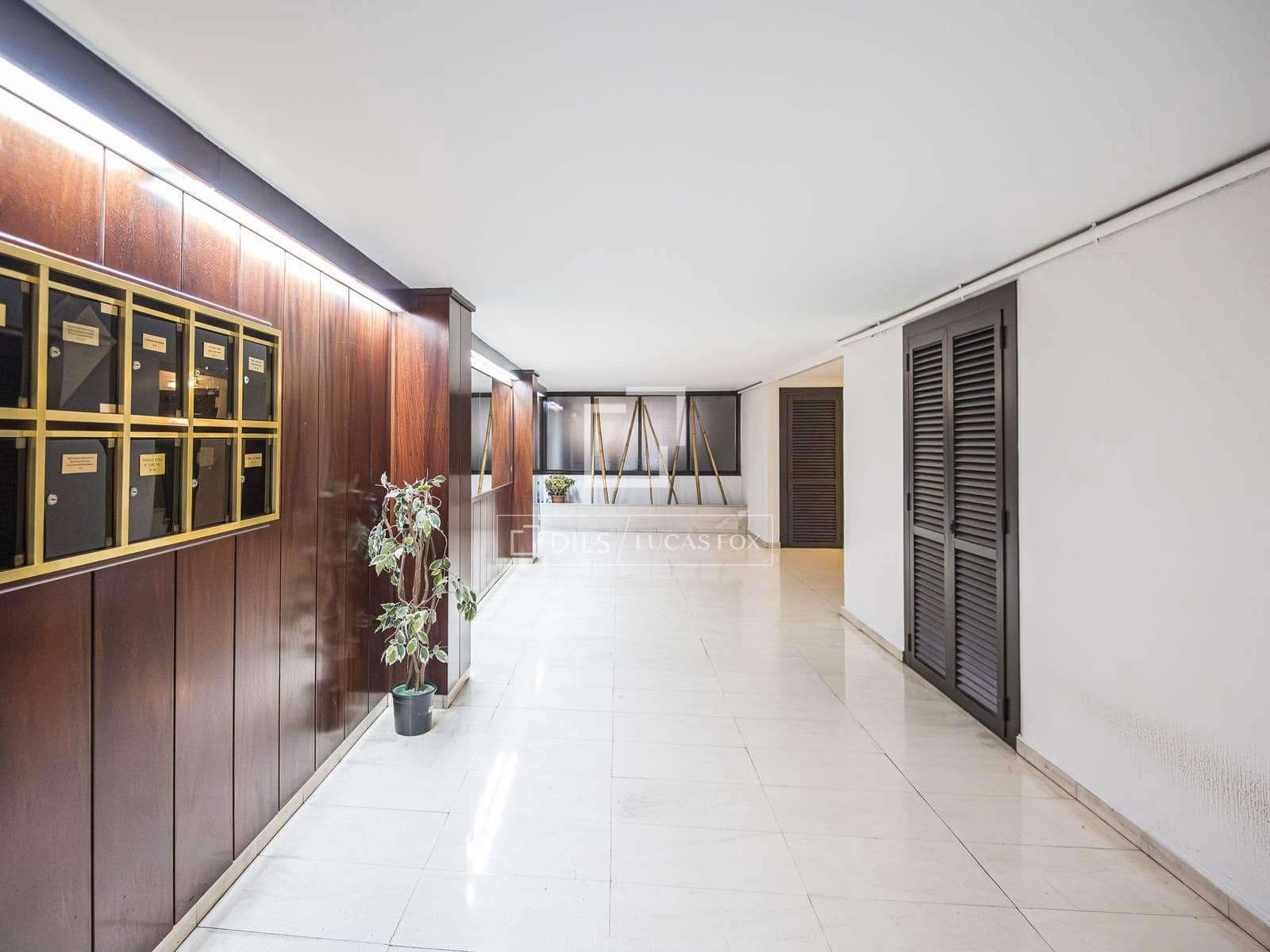 4 makuuhuone Huoneisto myytävänä paikassa Sant Cugat del Valles - 635 000 € (Ref: 9902329)