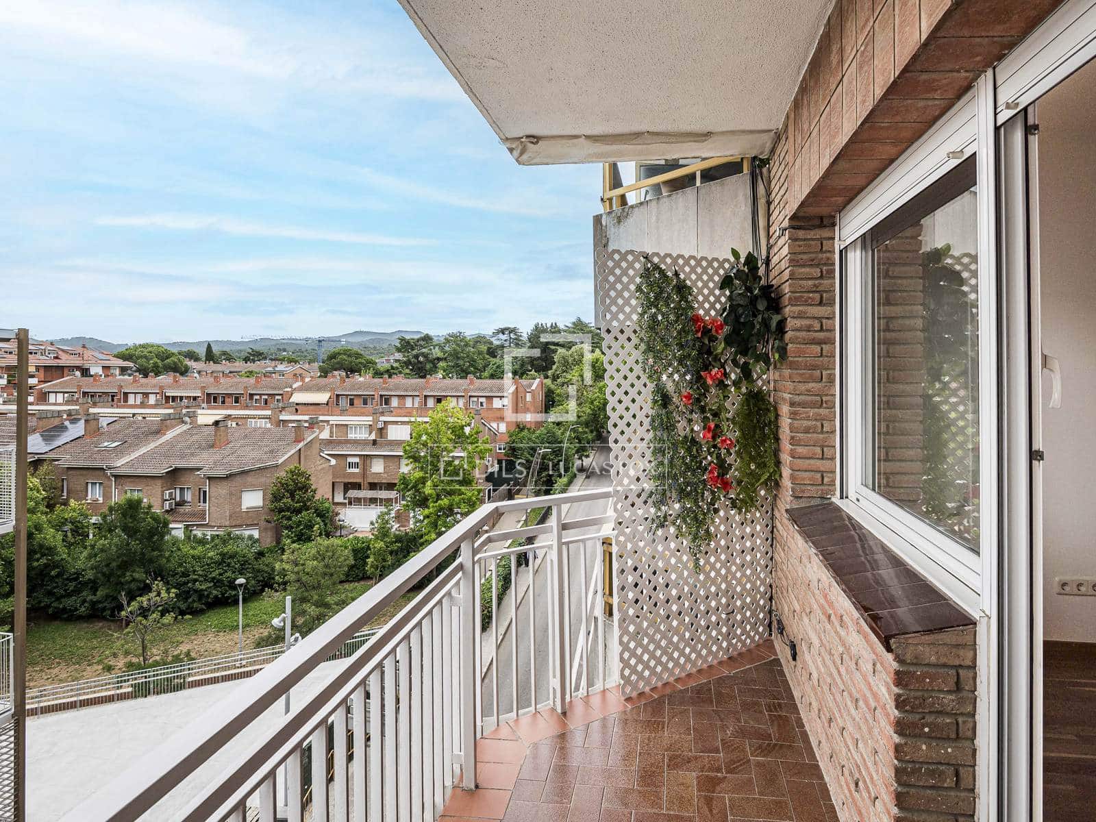 4 makuuhuone Huoneisto myytävänä paikassa Sant Cugat del Valles - 635 000 € (Ref: 9902329)