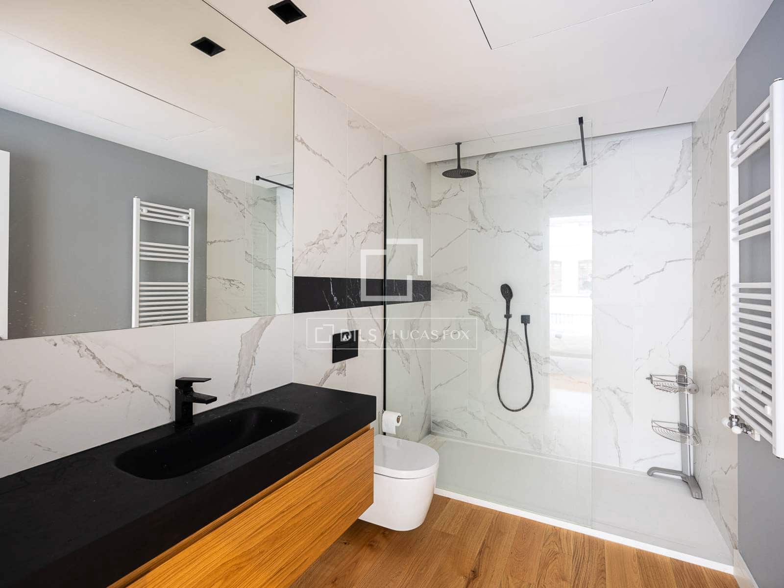 Apartamento de 2 habitaciones en Barcelona ciudad en alquiler - 4.700 € (Ref: 9902399)