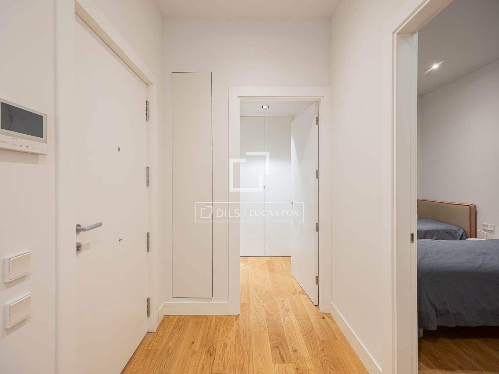 Apartamento de 2 habitaciones en Barcelona ciudad en alquiler - 4.700 € (Ref: 9902399)