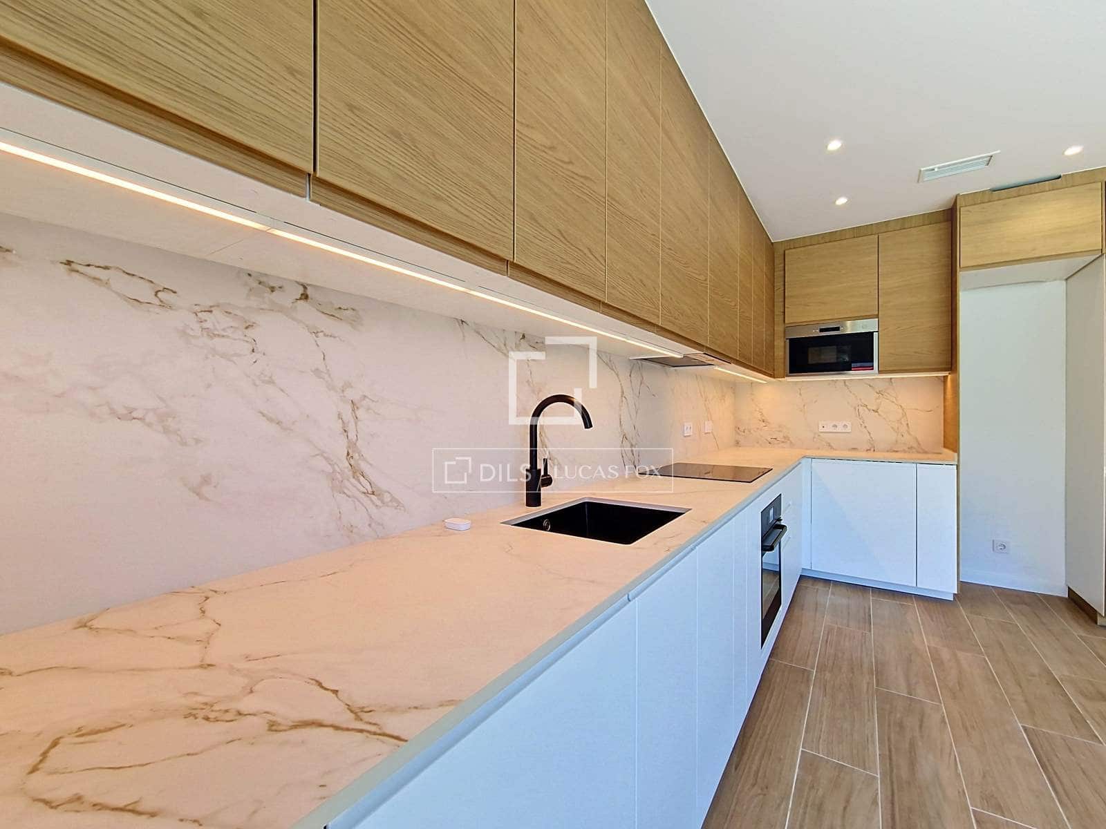 4 soverom Villa til salgs i Cunit med svømmebasseng garasje - € 515 000 (Ref: 9902442)