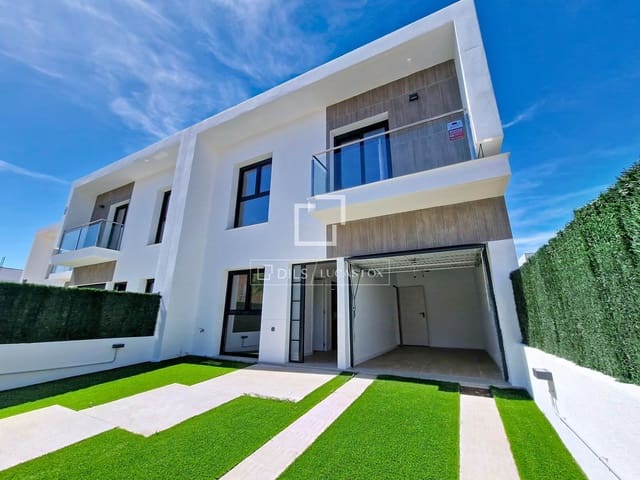 4 soverom Villa til salgs i Cunit med svømmebasseng garasje - € 515 000 (Ref: 9902442)