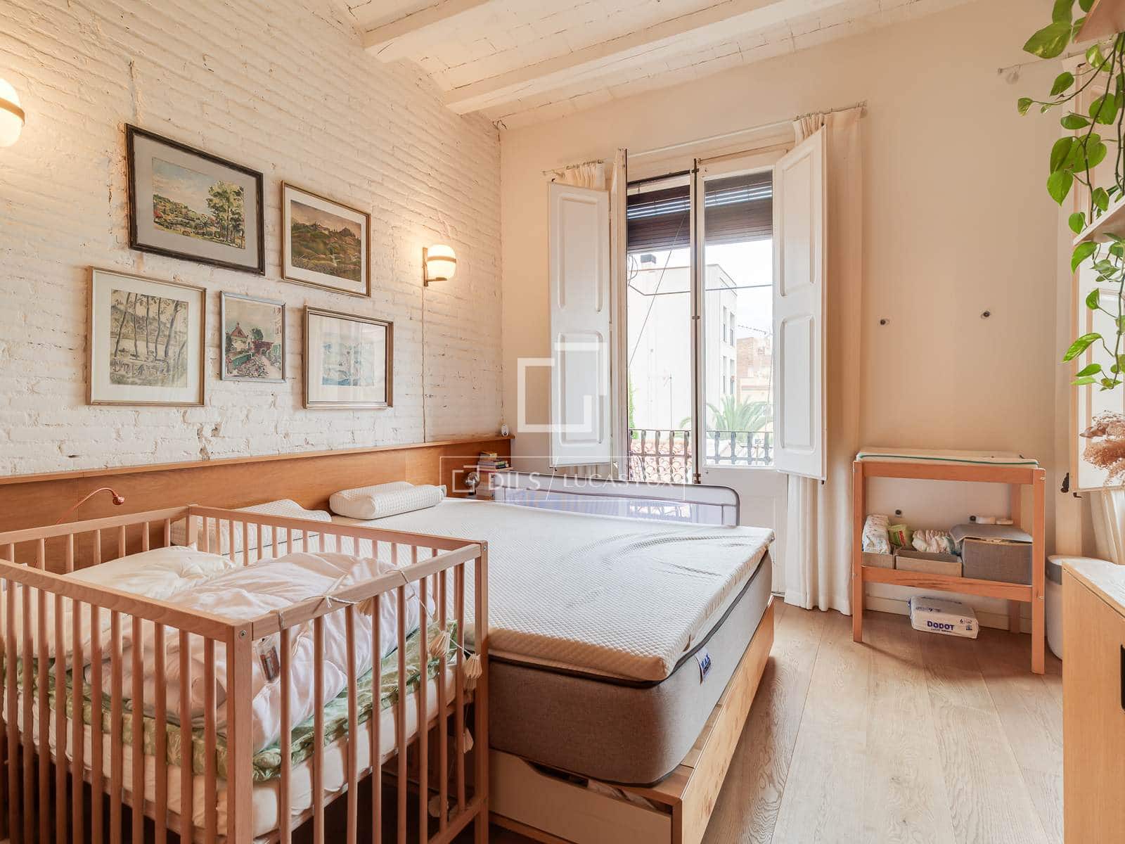 2 sovrum Lägenhet till salu i Barcelona stad - 515 000 € (Ref: 9904888)