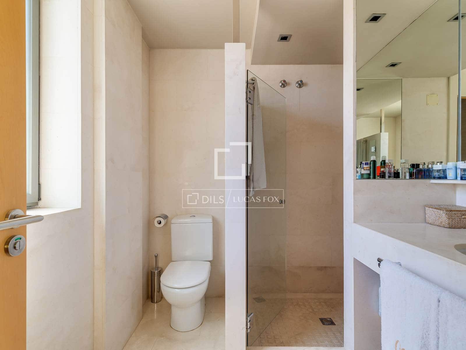 4 sovrum Lägenhet till salu i Barcelona stad med pool garage - 1 950 000 € (Ref: 9904889)