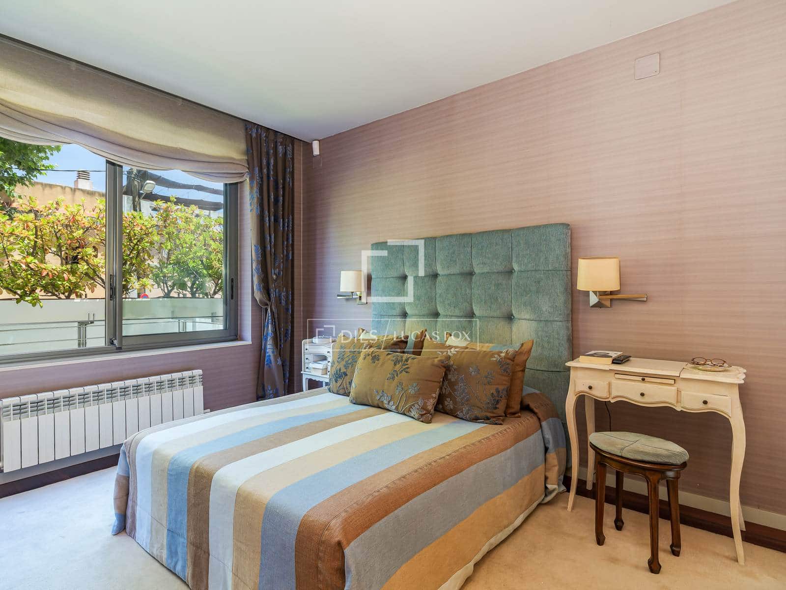 4 sovrum Lägenhet till salu i Barcelona stad med pool garage - 1 950 000 € (Ref: 9904889)