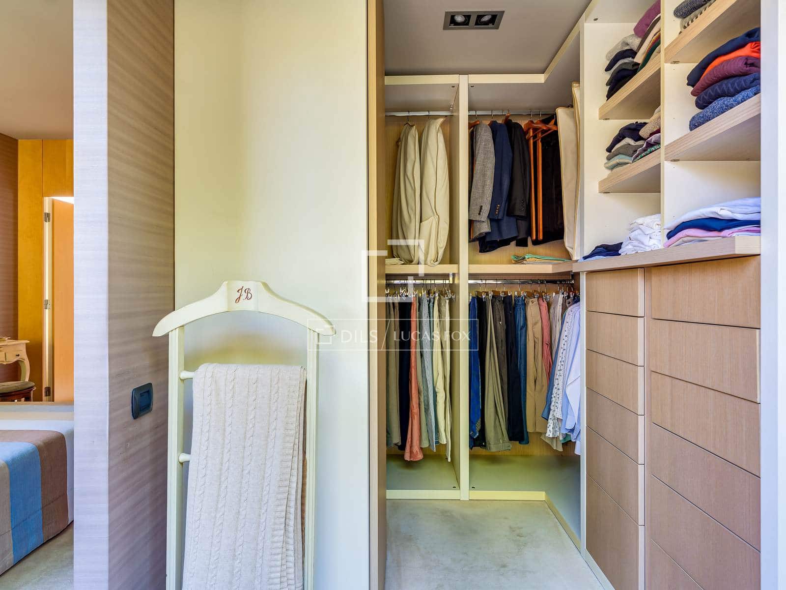 4 sovrum Lägenhet till salu i Barcelona stad med pool garage - 1 950 000 € (Ref: 9904889)
