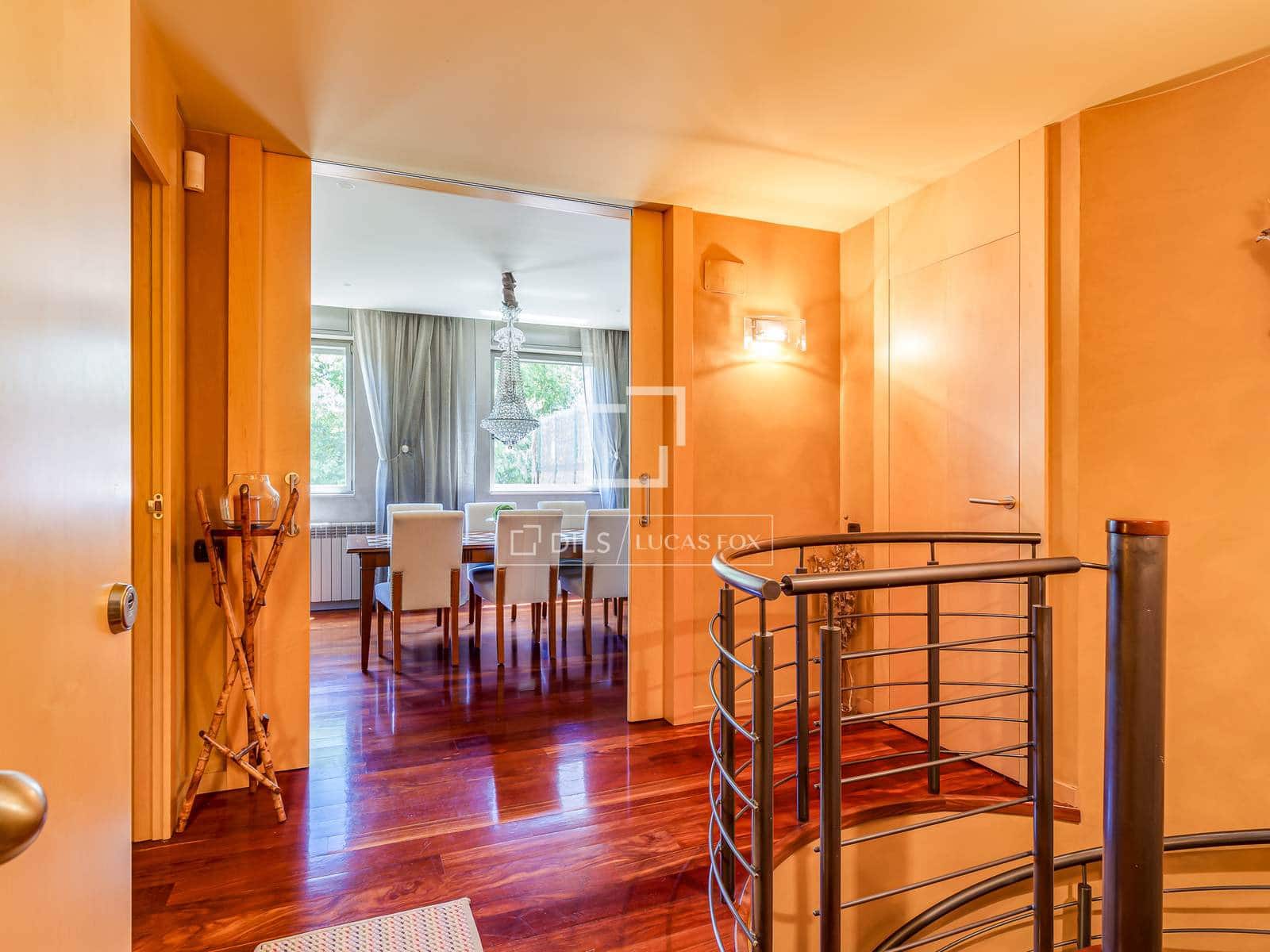 4 sovrum Lägenhet till salu i Barcelona stad med pool garage - 1 950 000 € (Ref: 9904889)