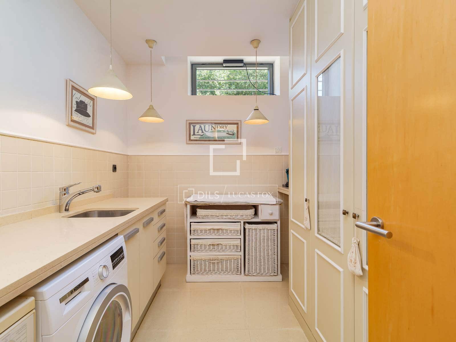 4 sovrum Lägenhet till salu i Barcelona stad med pool garage - 1 950 000 € (Ref: 9904889)