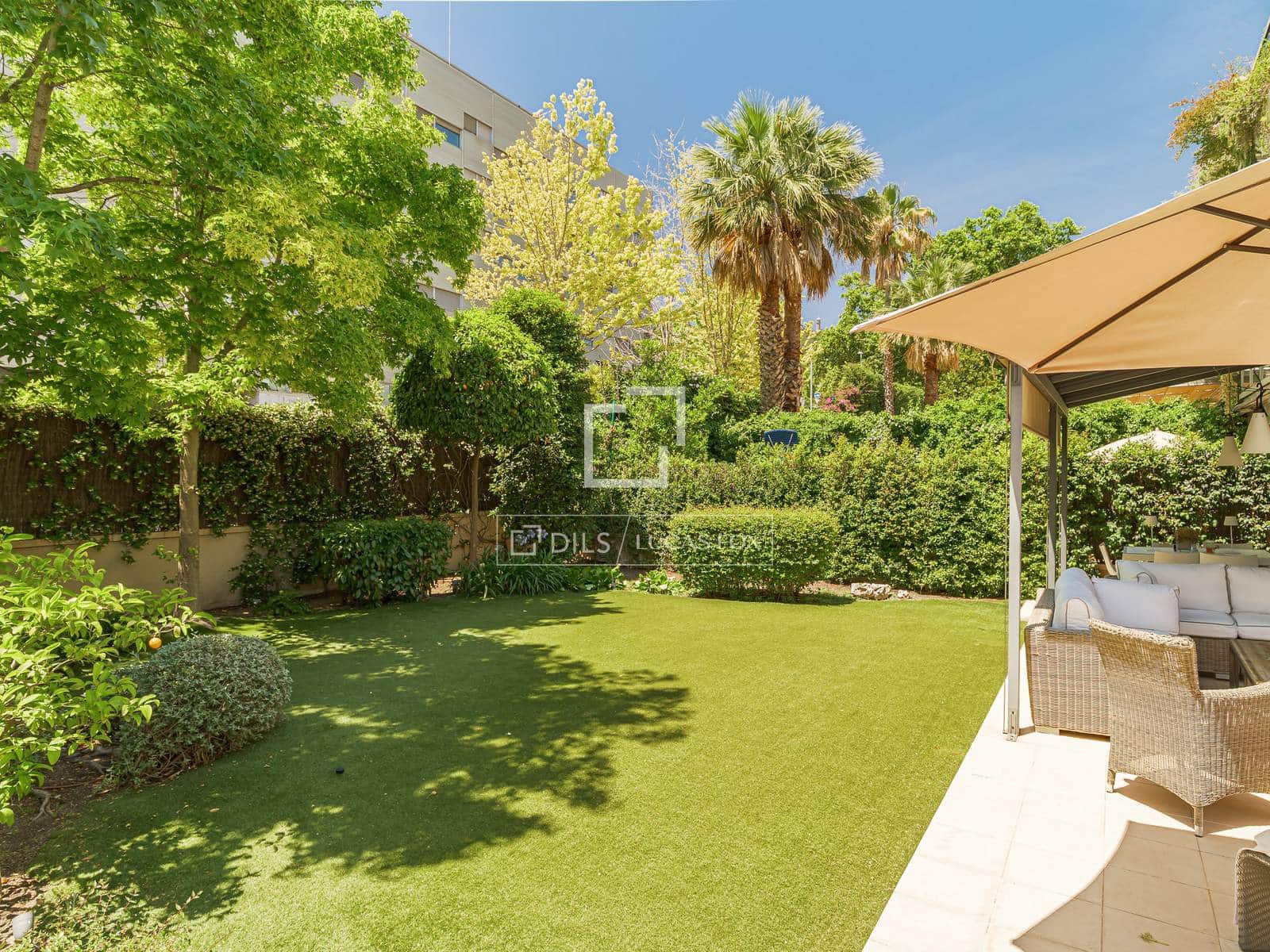 4 sovrum Lägenhet till salu i Barcelona stad med pool garage - 1 950 000 € (Ref: 9904889)