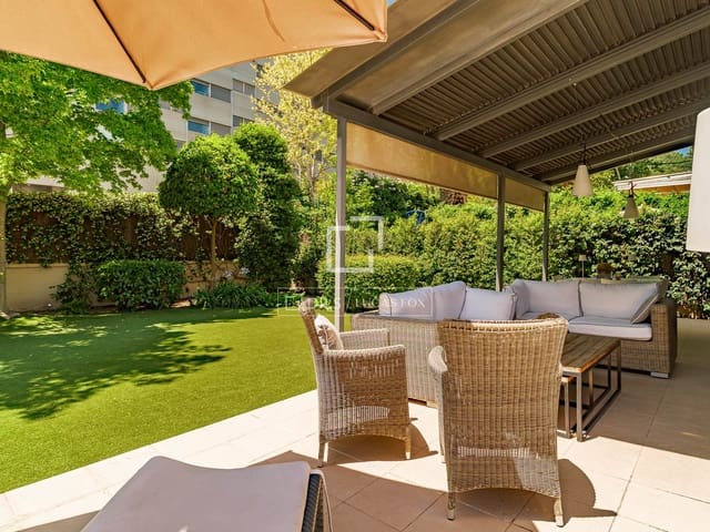4 sovrum Lägenhet till salu i Barcelona stad med pool garage - 1 950 000 € (Ref: 9904889)