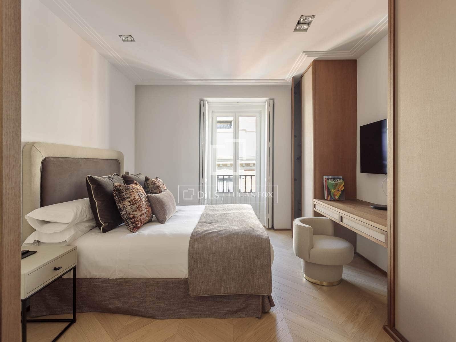 Apartamento de 1 habitación en Madrid ciudad en alquiler - 8.500 € (Ref: 9905037)